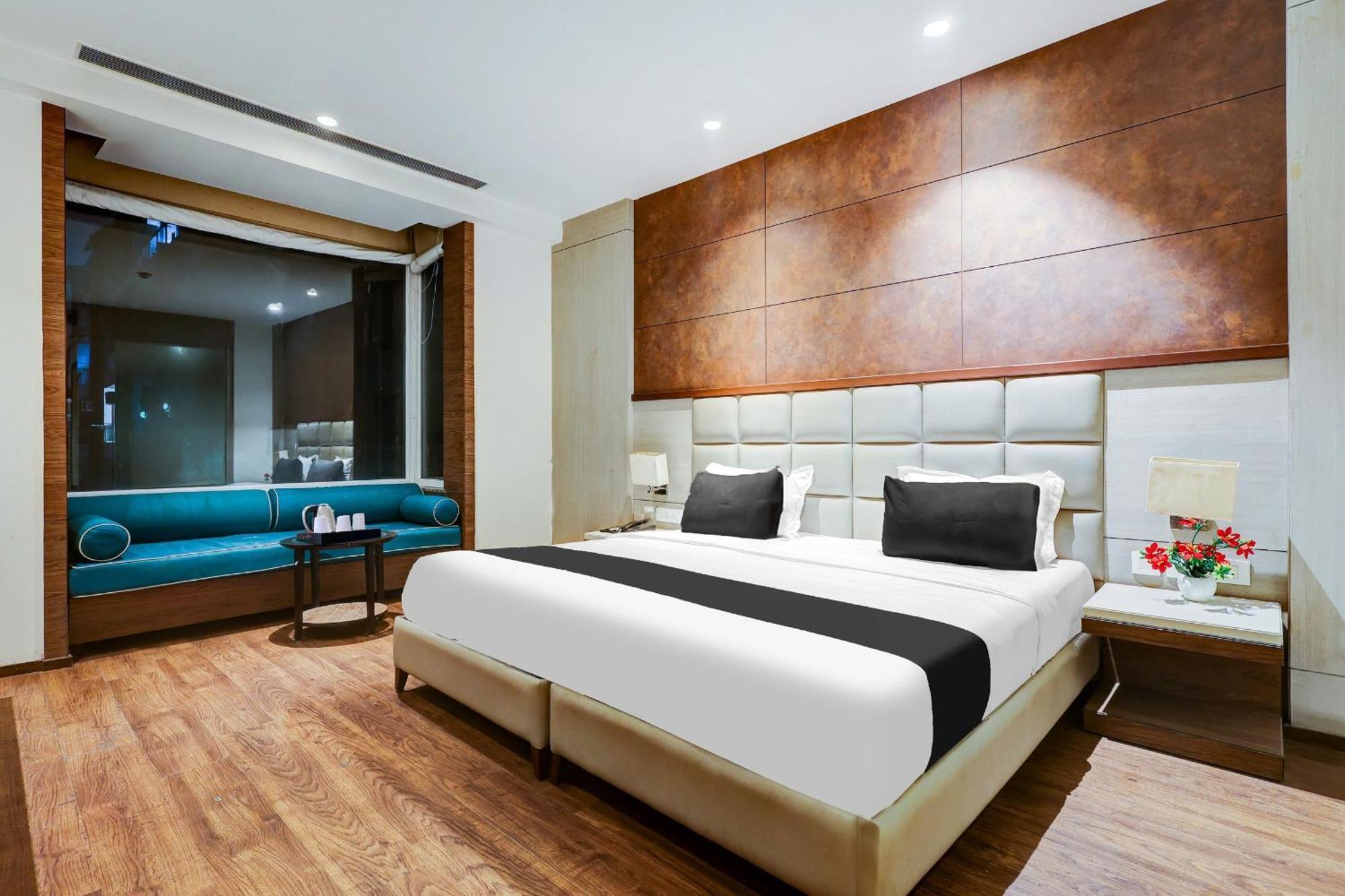 Hotel Ivy Plaza Near Igi Airport นิวเดลี ภายนอก รูปภาพ